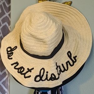 "Do Not Disturb" Floppy Sun Hat